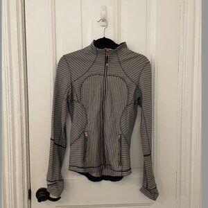 Lululemon Striped Navy Forme Zip-up Jacket - Size 6